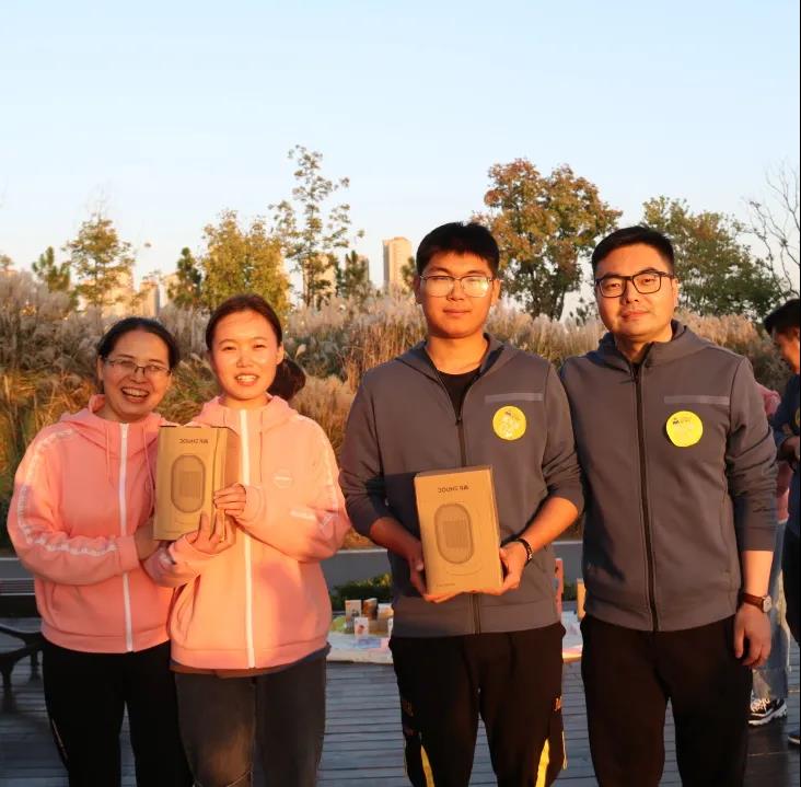 晶天建设举办 “漫跑江心洲”员工团建活动(图6) 晶天建设举办 “漫跑江心洲”员工团建活动(图6)