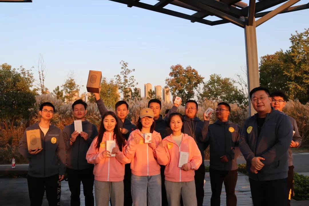 晶天建设举办 “漫跑江心洲”员工团建活动(图7) 晶天建设举办 “漫跑江心洲”员工团建活动(图7)